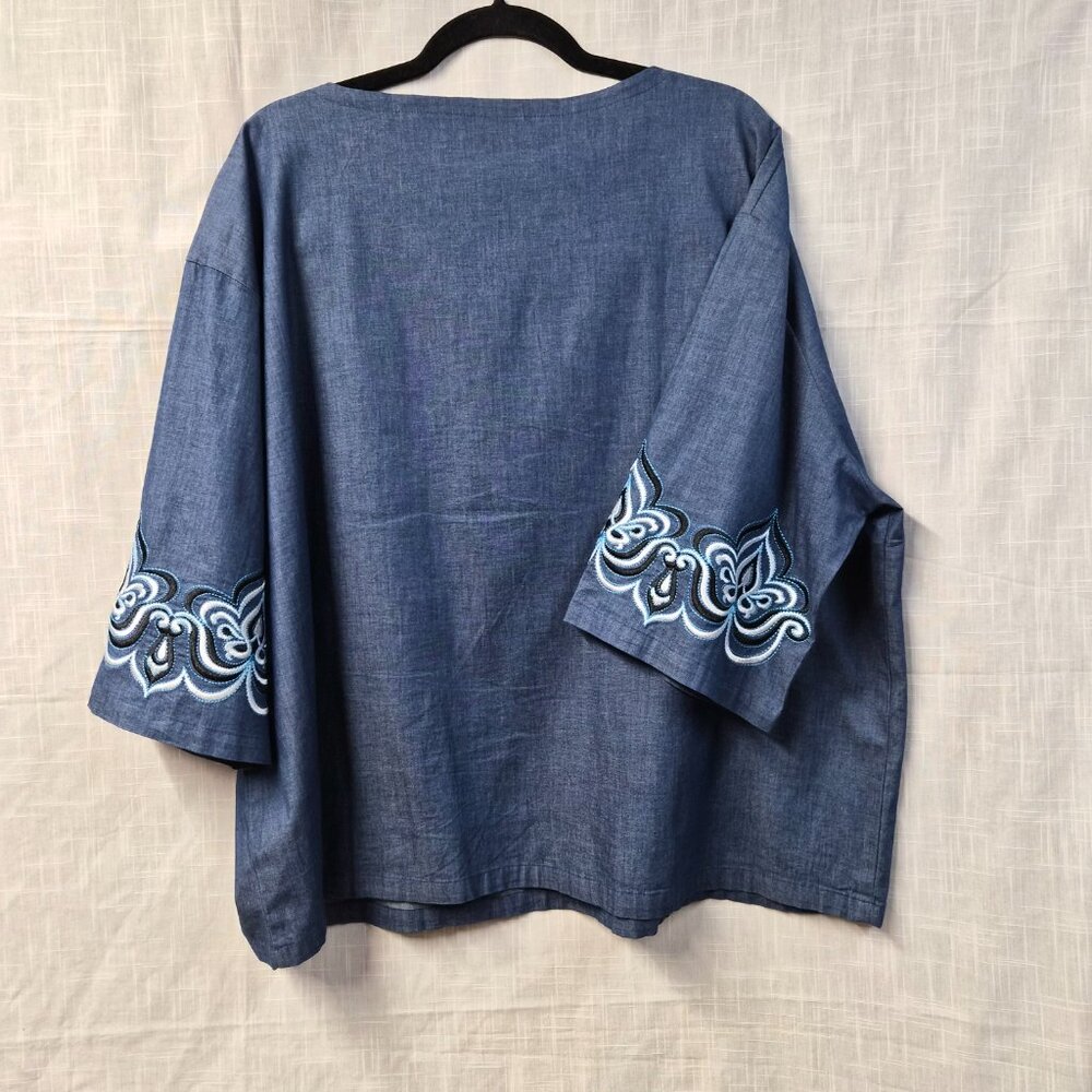 Bob Mackie Blue Embroidered Wearable Art Blouse Size XL - Picture 4 of 7